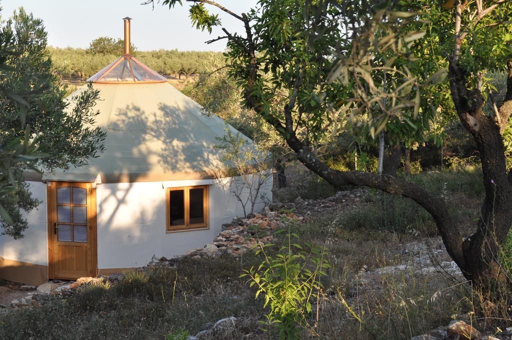 Yurta Mongola Delta Del Ebro Hotel Camarles Екстериор снимка